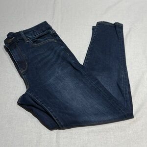 8R, American Eagle Next level stretch